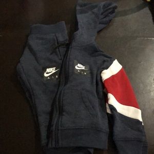 Nike sweatsuit